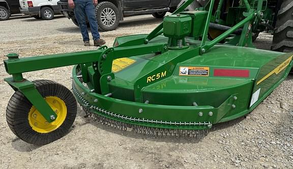 Image of John Deere RC5M equipment image 2