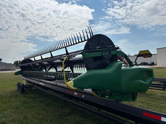 Image of John Deere RD30F Primary image