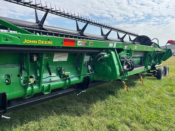 Image of John Deere RD30F equipment image 2