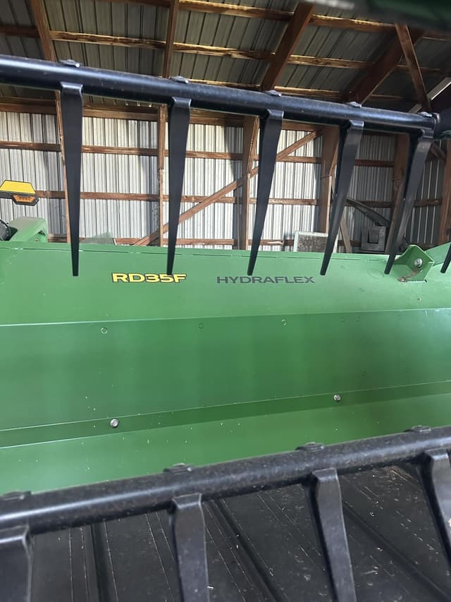 Image of John Deere RD35F equipment image 1