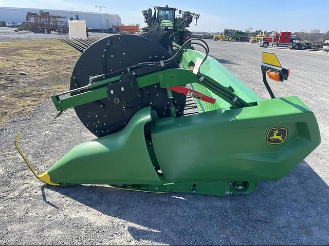 Image of John Deere RD35F equipment image 4