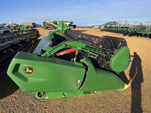 Image of John Deere RD35F Primary image