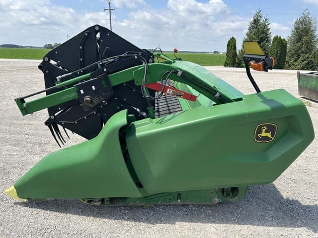 Image of John Deere RD35F equipment image 4