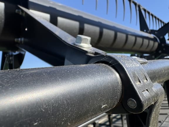 Image of John Deere RD35F equipment image 3