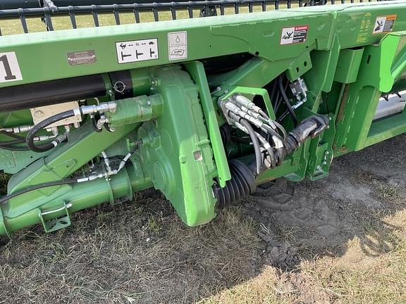 Image of John Deere RD35F equipment image 4