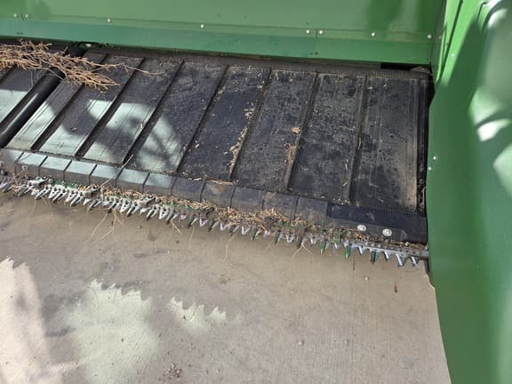 Image of John Deere RD35F equipment image 4