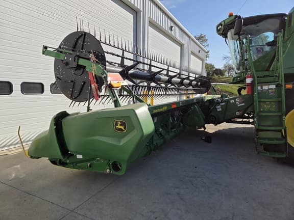 Image of John Deere RD35F equipment image 3