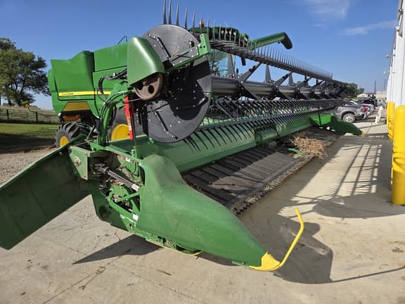 Image of John Deere RD35F Primary image