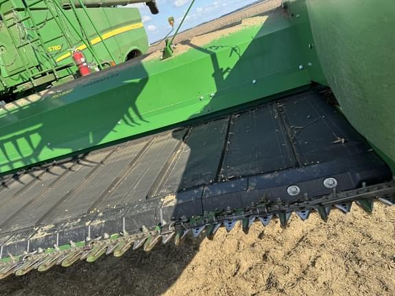 Image of John Deere RD35F equipment image 3