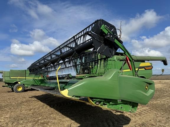 Image of John Deere RD35F Primary image
