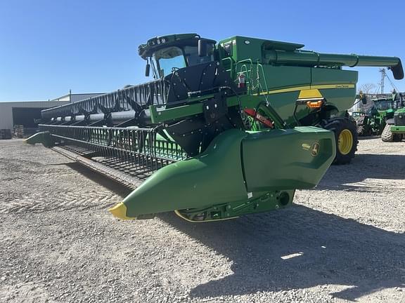 Image of John Deere RD35F equipment image 2