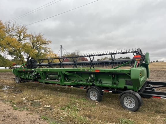 Image of John Deere RD35F Primary image