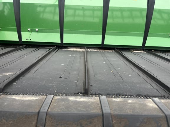 Image of John Deere RD35F equipment image 1