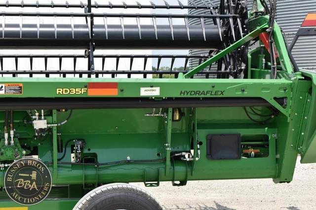 Image of John Deere RD35F equipment image 2