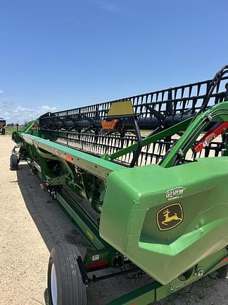 Image of John Deere RD35F equipment image 1