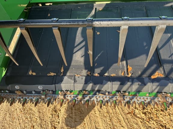 Image of John Deere RD35F equipment image 3