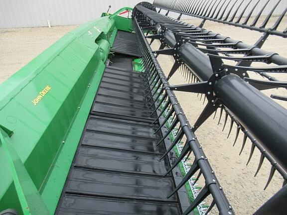 Image of John Deere RD35F equipment image 2