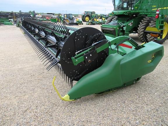 Image of John Deere RD35F equipment image 4