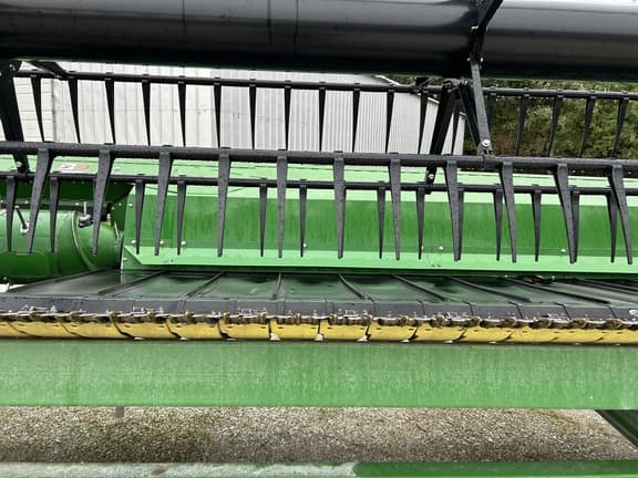 Image of John Deere RD35F equipment image 3