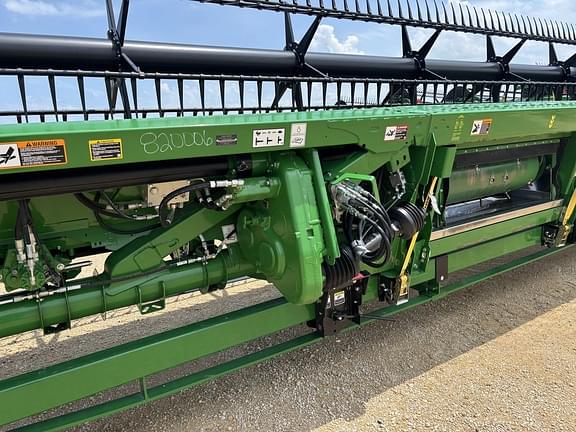 Image of John Deere RD35F equipment image 2