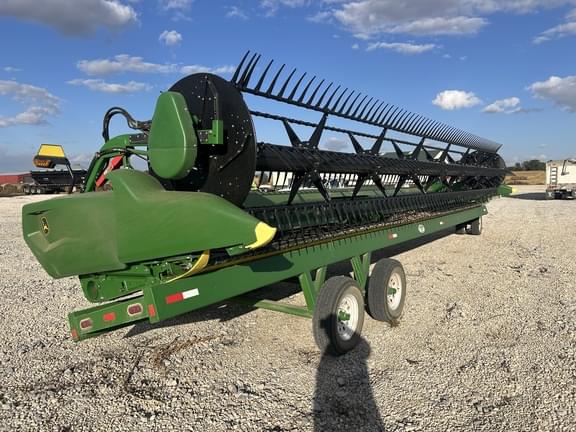 Image of John Deere RD35F equipment image 3