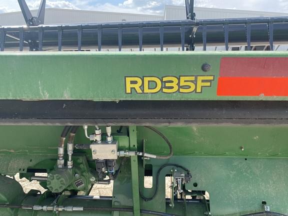 Image of John Deere RD35F equipment image 3