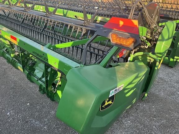 Image of John Deere RD35F equipment image 1