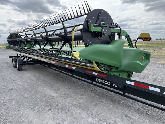 2022 John Deere RD35F Equipment Image0