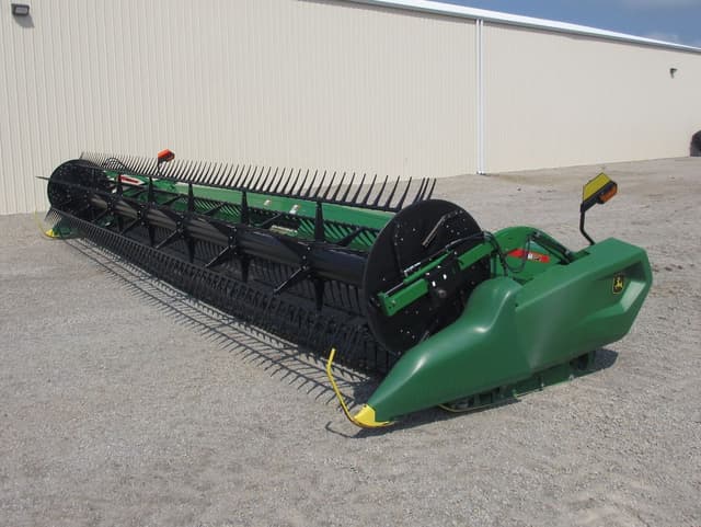 Image of John Deere RD35F equipment image 2