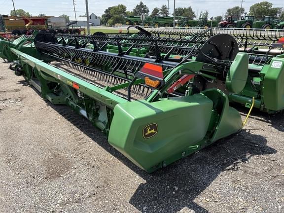 Image of John Deere RD35F equipment image 2