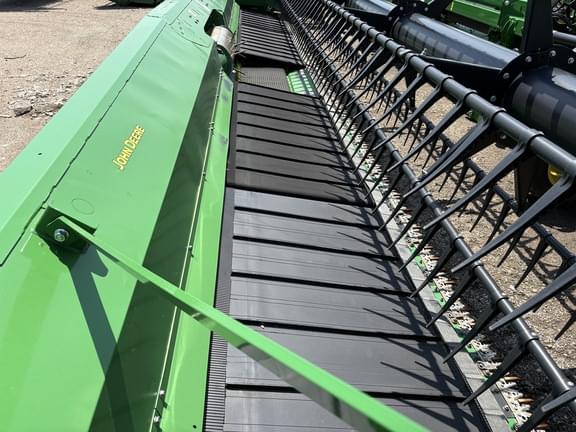 Image of John Deere RD35F equipment image 4