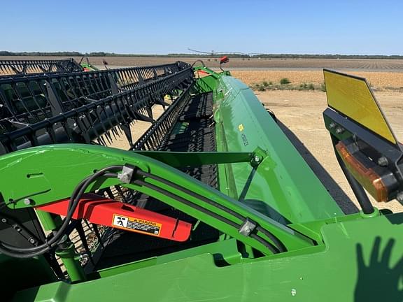 Image of John Deere RD35F equipment image 4