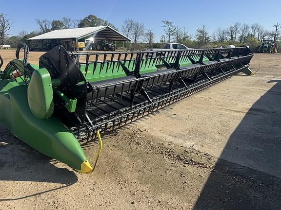 Image of John Deere RD35F Primary image