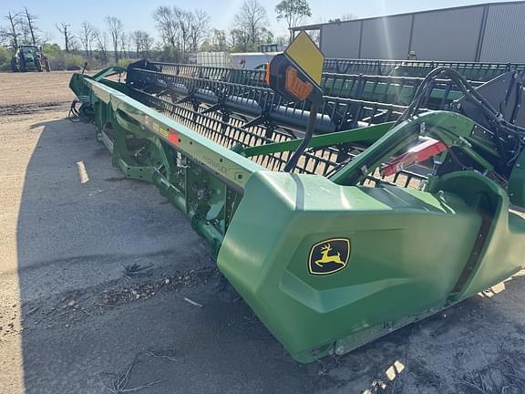 Image of John Deere RD35F equipment image 3