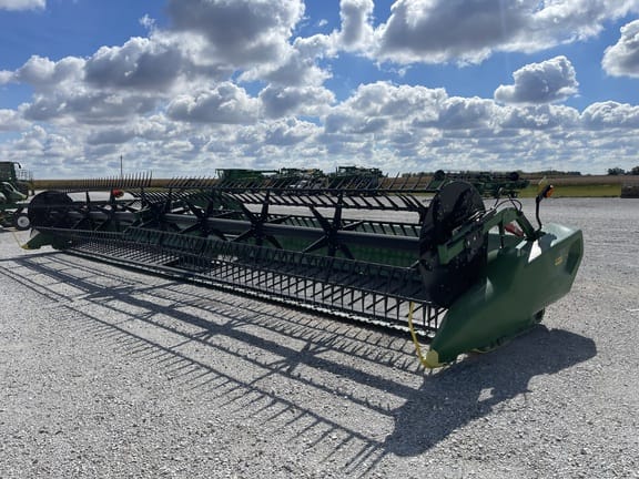 2022 John Deere RD40F Equipment Image0