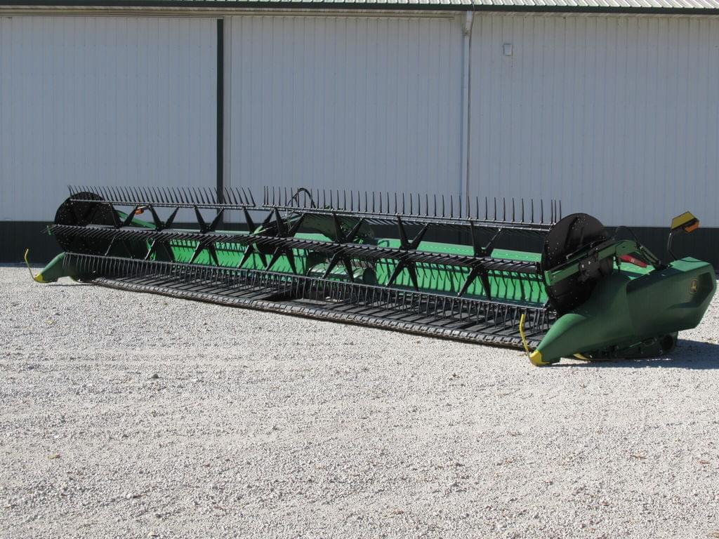 Image of John Deere RD40F Primary image