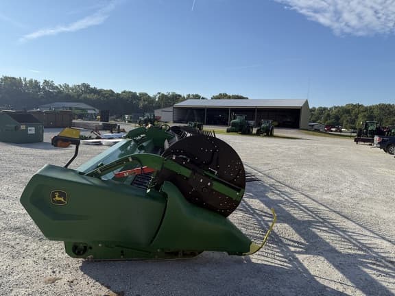 Image of John Deere RD40F equipment image 4