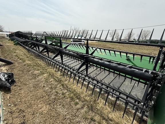 Image of John Deere RD40F Primary image