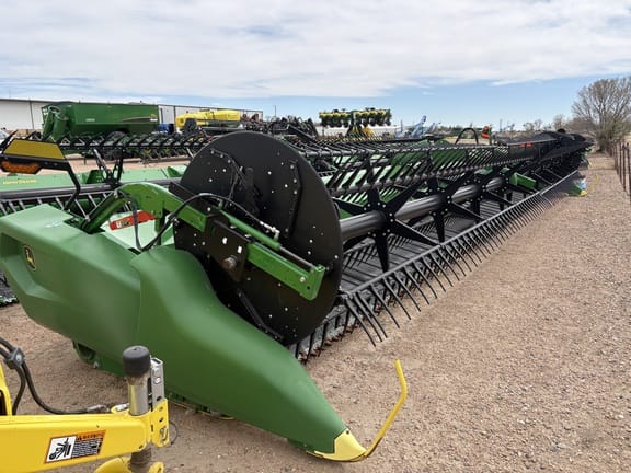 2022 John Deere RD40F Equipment Image0