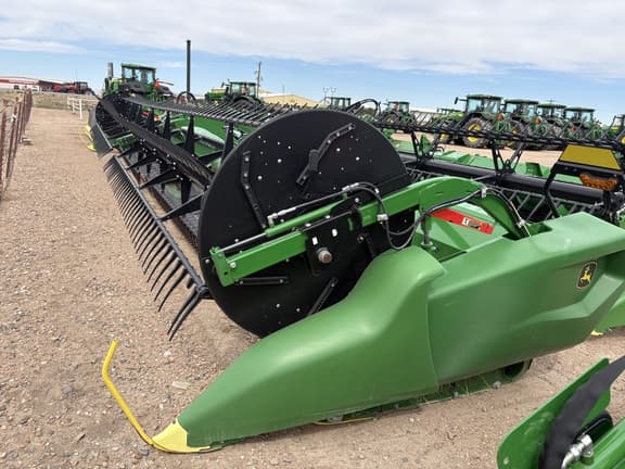 Image of John Deere RD40F equipment image 1