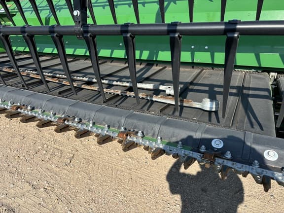 Image of John Deere RD40F equipment image 4