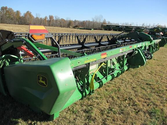 Image of John Deere RD40F equipment image 1