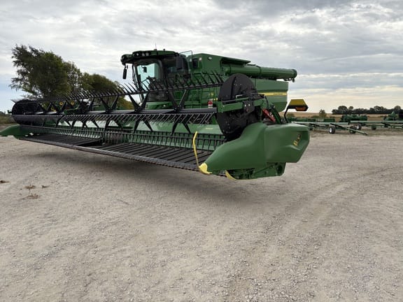 2022 John Deere RD40F Equipment Image0
