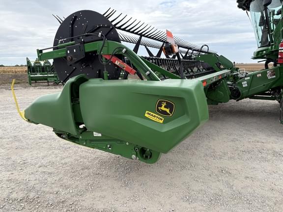 Image of John Deere RD40F equipment image 3