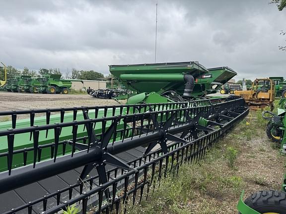 Image of John Deere RD40F equipment image 3