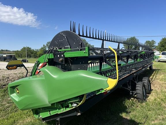 Image of John Deere RD40F equipment image 3