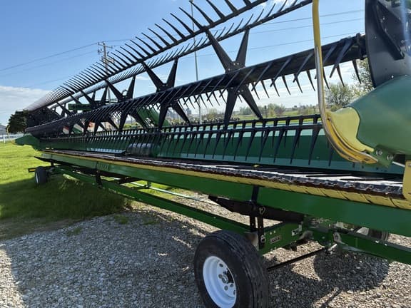 Image of John Deere RD40F Primary image