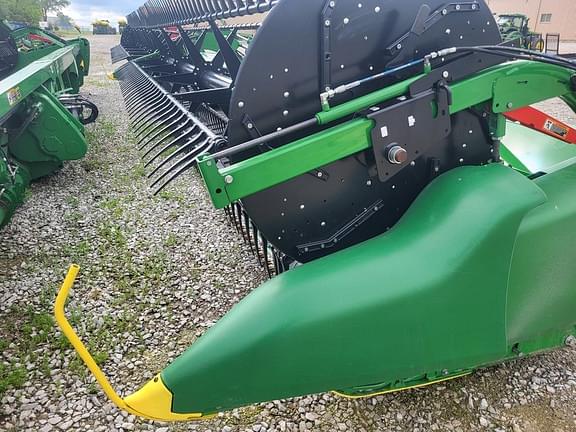 Image of John Deere RD40F equipment image 1