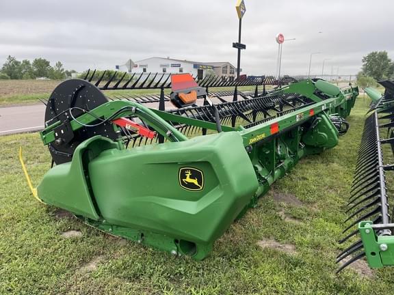 Image of John Deere RD40F equipment image 4