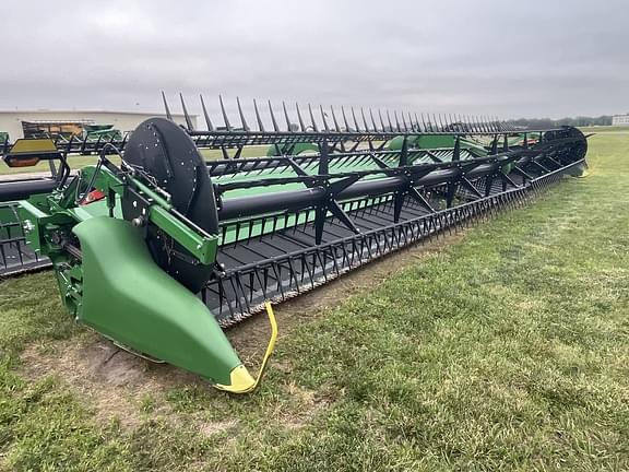Image of John Deere RD40F Primary image